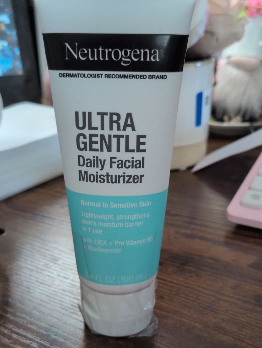 Neutrogena Ultra Gentle Daily Facial Moisturizer -